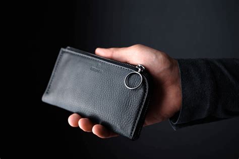 branded smartphone wallets